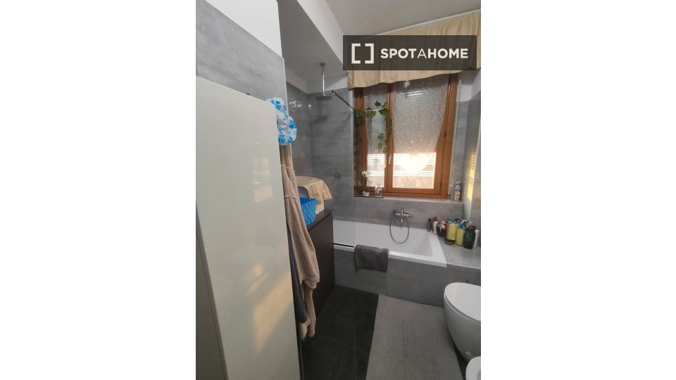 Double room Milan, 2 beds — photo 7