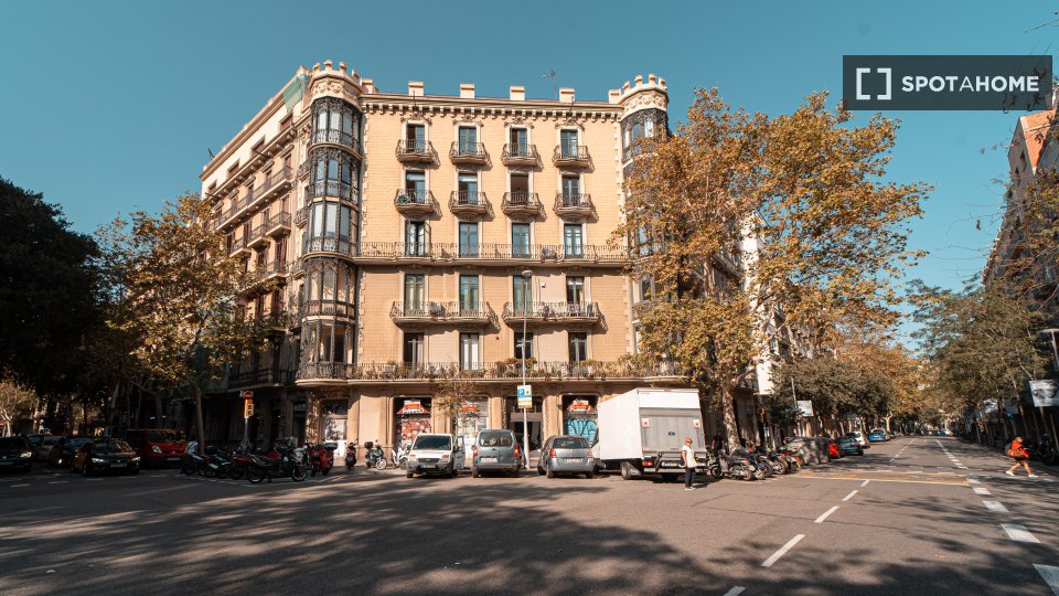 Double room Barcelona, 7 beds, 160m² — photo 18