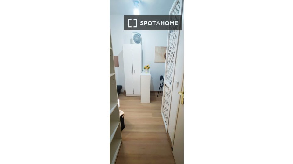 Apartment mono Barcelona, 15m² — photo 8