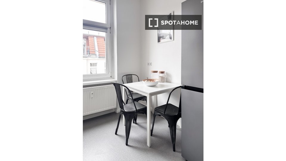Apartment Berlin, 1 bed, 57m² — photo 14