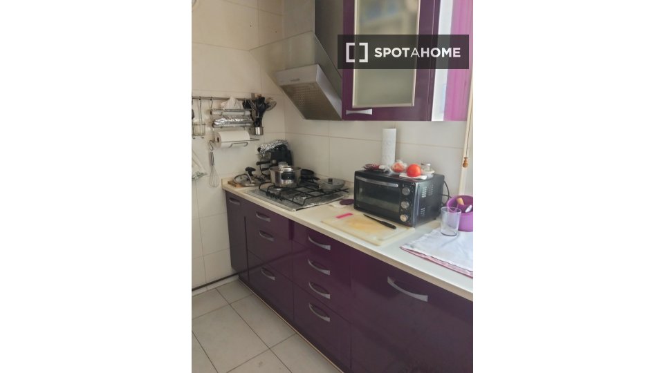 Double room Madrid, 2 beds, 80m² — photo 2