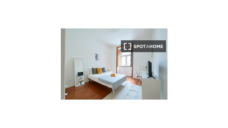 Double room Lisbon, 9 beds — photo 11
