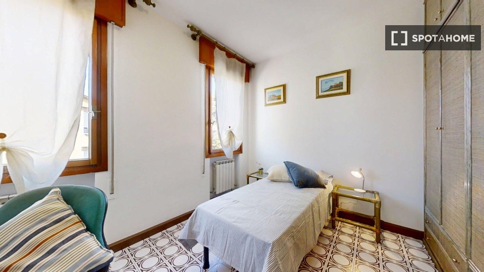 Double room Padua, 3 beds — photo 2
