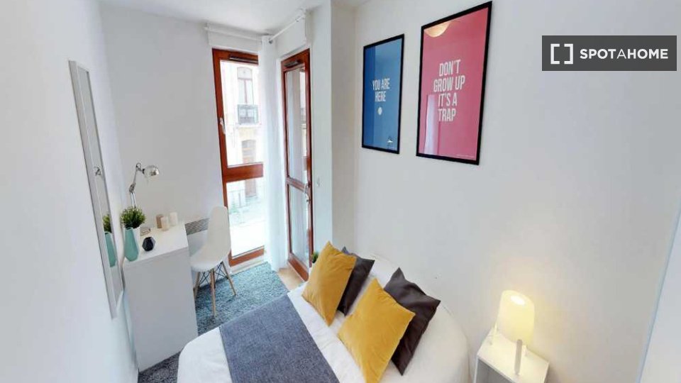 Double room Lille, 4 beds, 70m² — photo 4