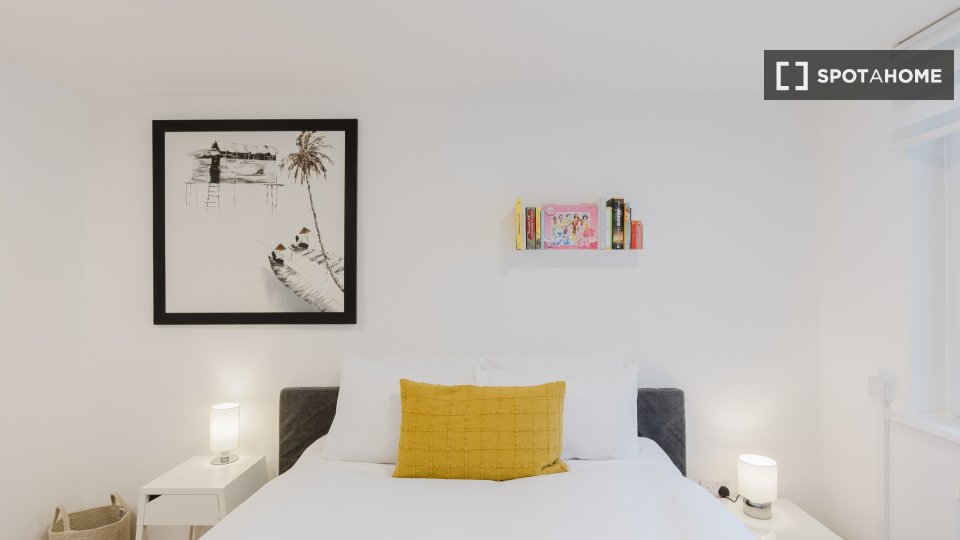 Apartment London, 2 beds — photo 12