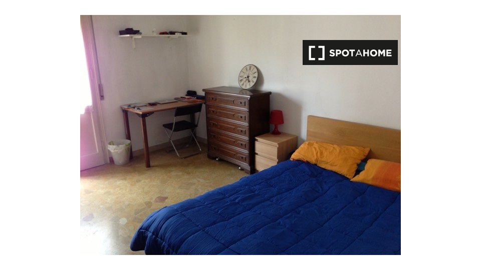 Double room Bologna, 2 beds — photo 10