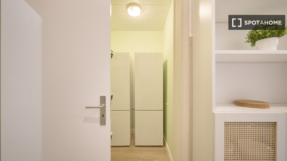 Double room Lisbon, 7 beds — photo 2