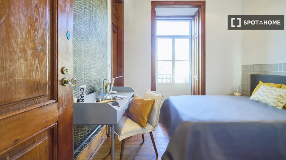Double room Lisbon, 7 beds — photo 11