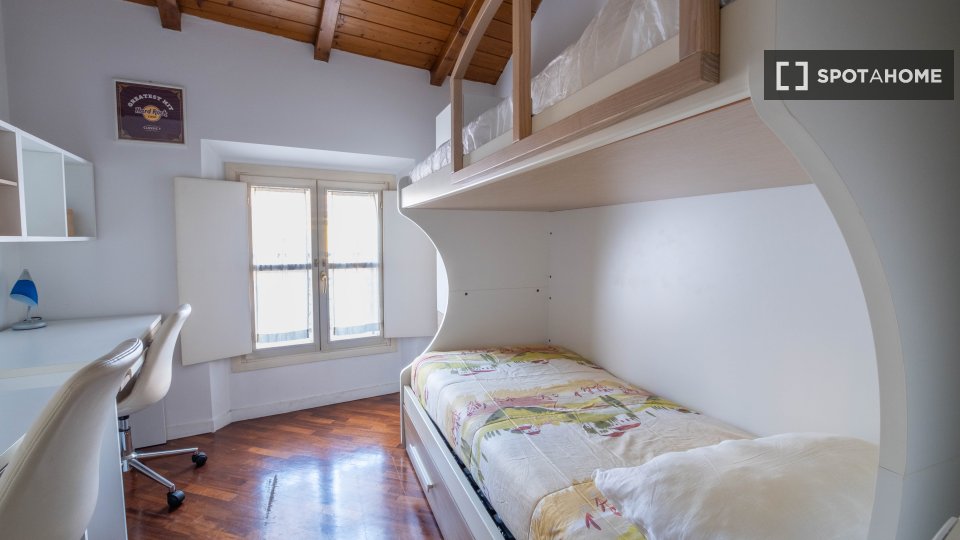 Apartment Bologna, 2 beds, 88m² — photo 16