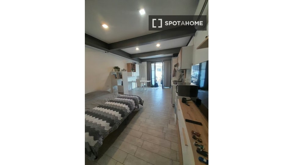 Apartment Milan, 1 bed — photo 7