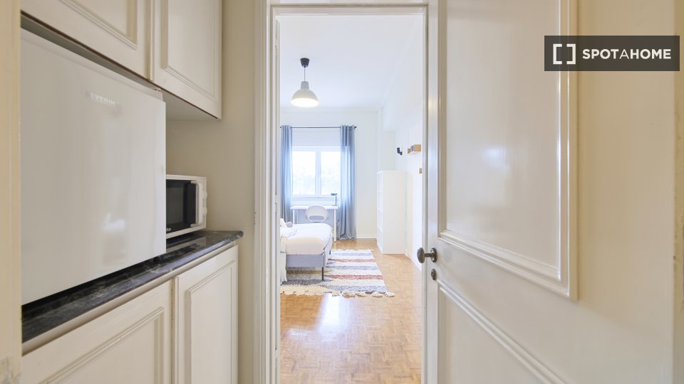 Double room Lisbon, 7 beds — photo 9