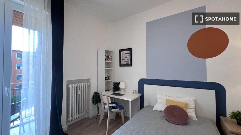 Double room Bologna, 3 beds — photo 2