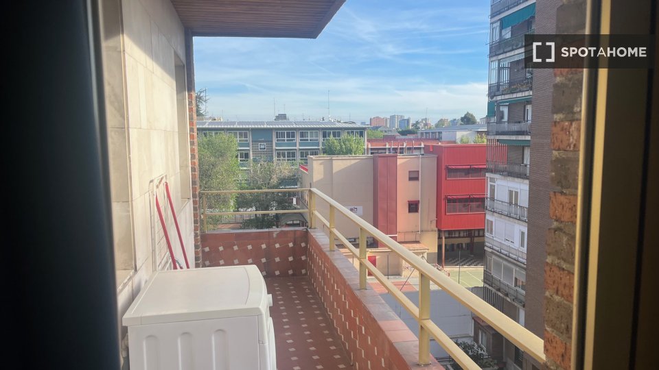 Apartment Madrid, 2 beds — photo 2