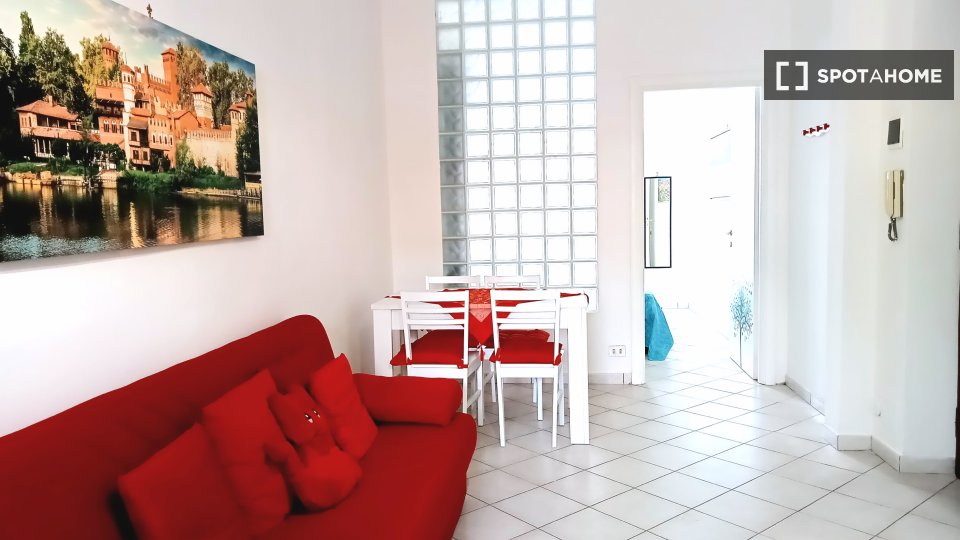 Apartment Turin, 1 bed — photo 16