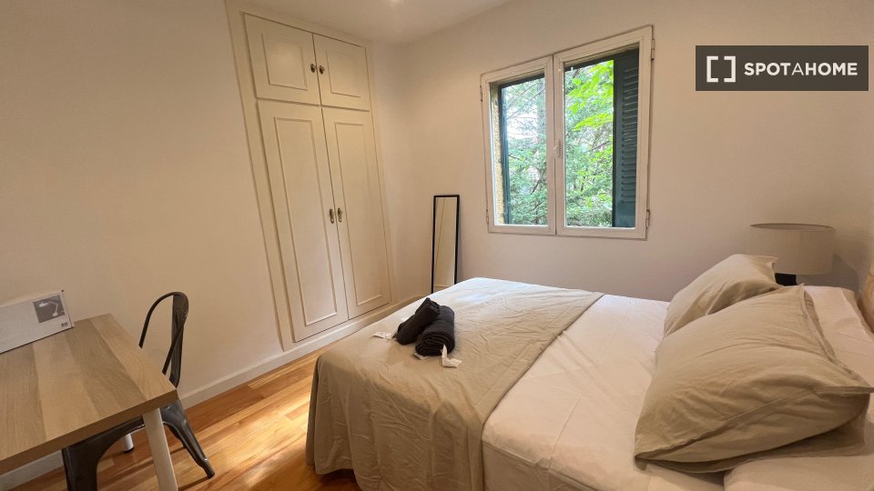 Double room Madrid, 8 beds — photo 11