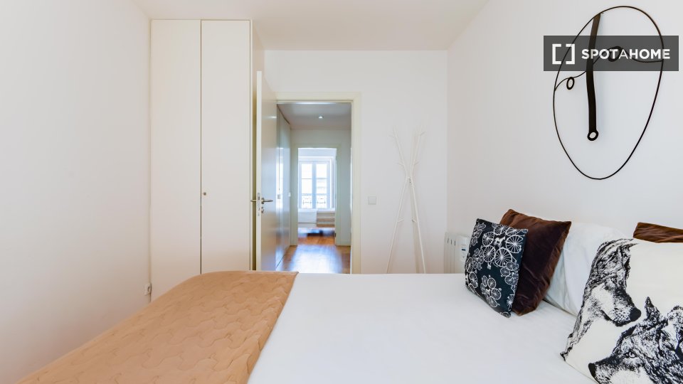 Apartment Lisbon, 2 beds — photo 22