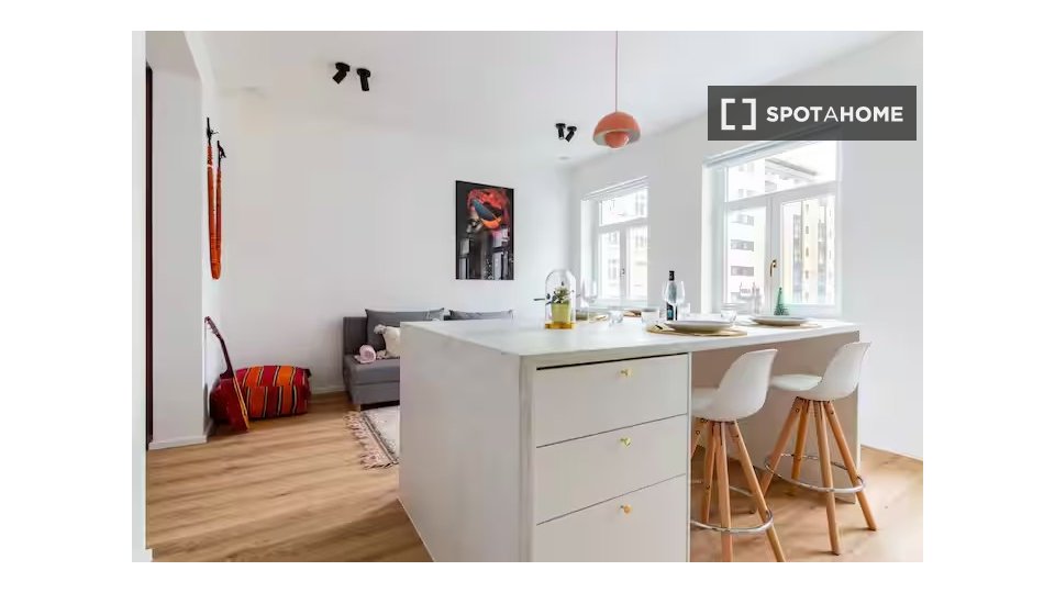 Apartment Brussels, 1 bed — photo 2