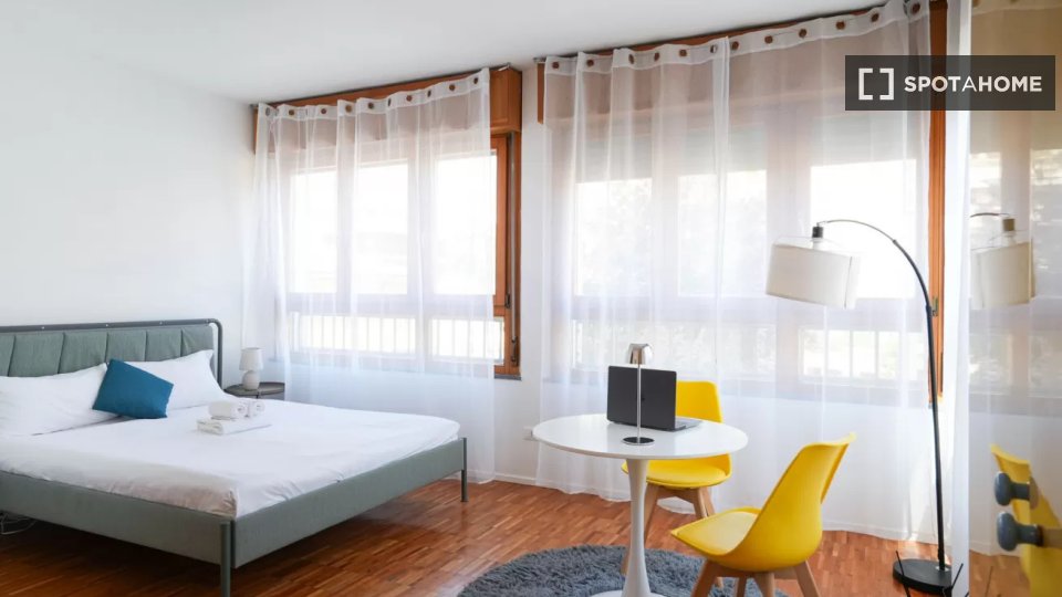 Apartment Milan, 1 bed — photo 2