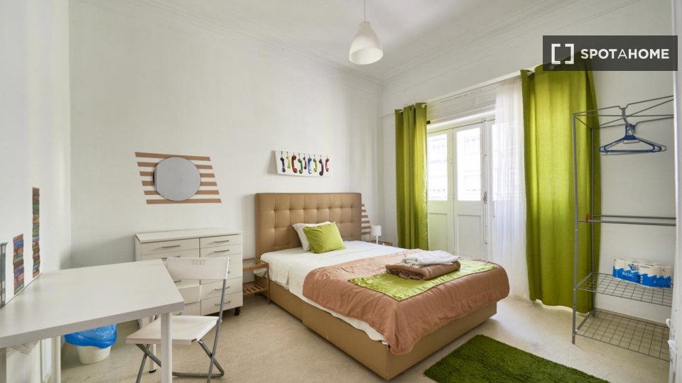 Double room Lisbon, 20 beds — photo 20