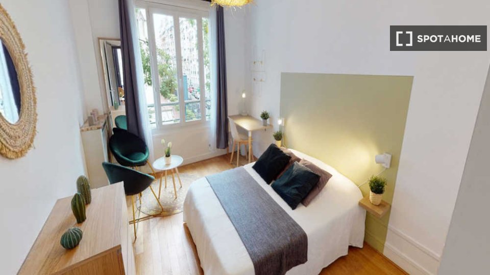Double room Paris, 3 beds, 80m² — photo 7
