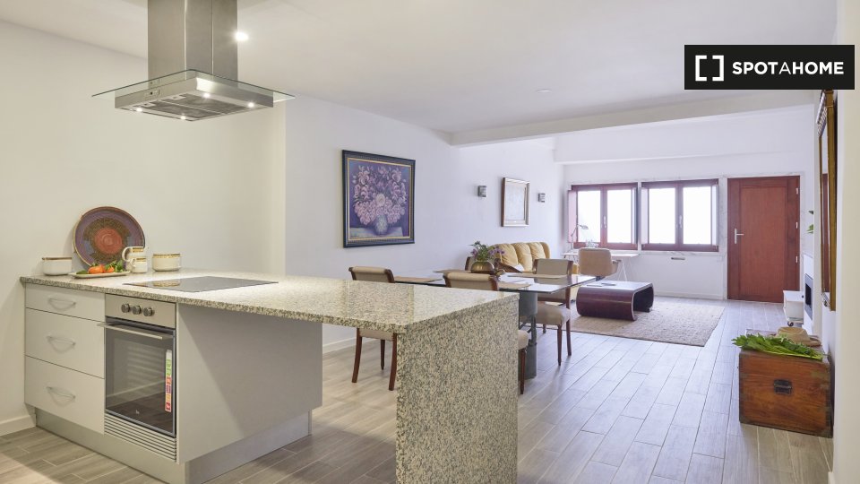 Apartment Lisbon, 1 bed, 80m² — photo 13