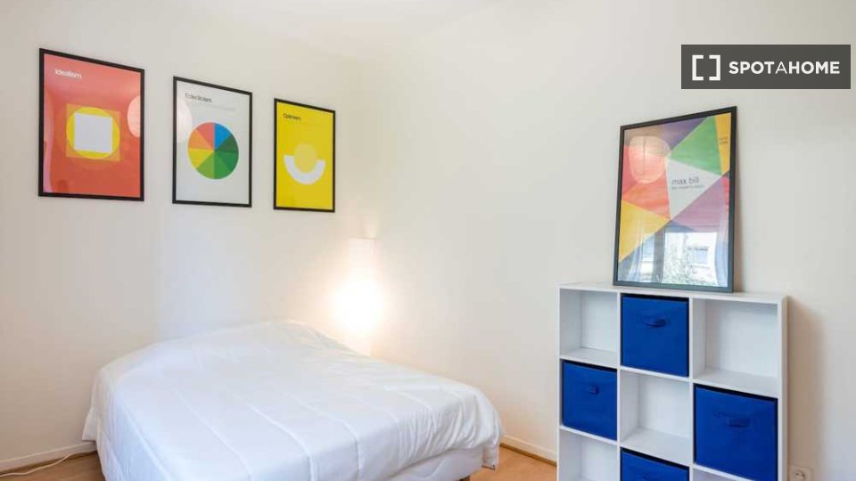 Double room Lyon, 3 beds, 80m² — photo 6