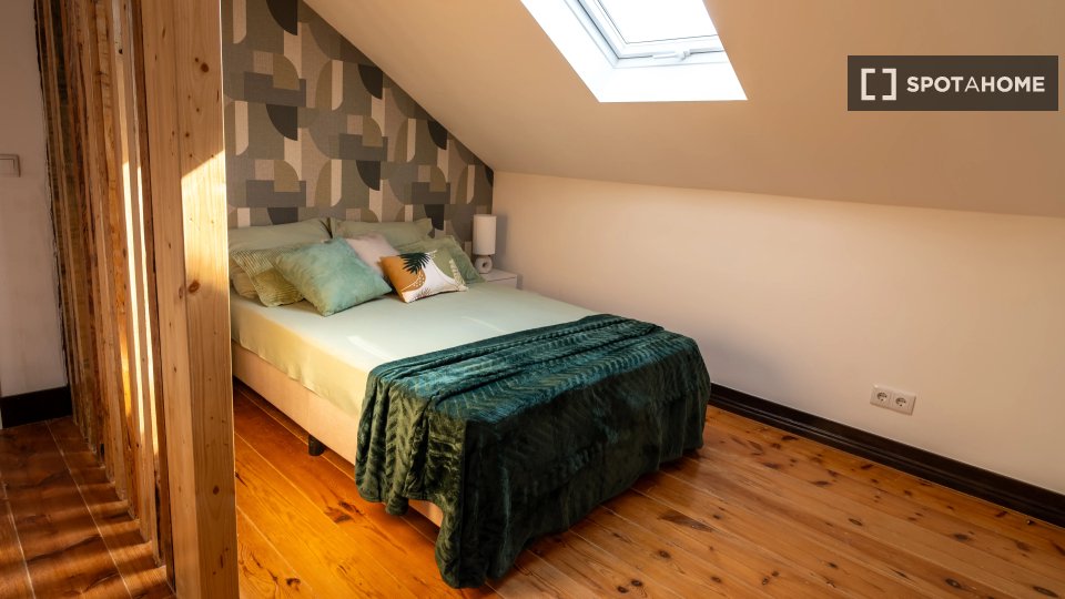 Double room Lisbon, 9 beds — photo 10
