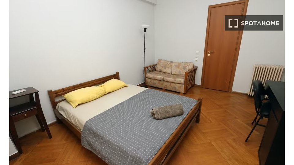 Double room Athens, 4 beds — photo 10