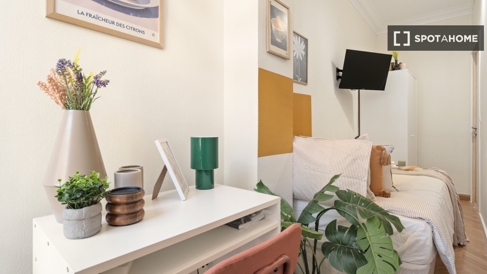 Double room Barcelona, 8 beds, 150m² — photo 50