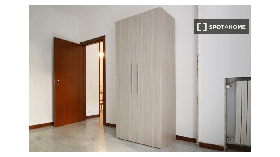 Double room Milan, 6 beds, 140m² — photo 10