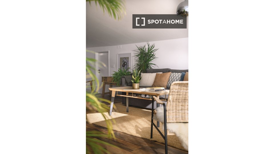 Apartment Lisbon, 1 bed, 80m² — photo 1