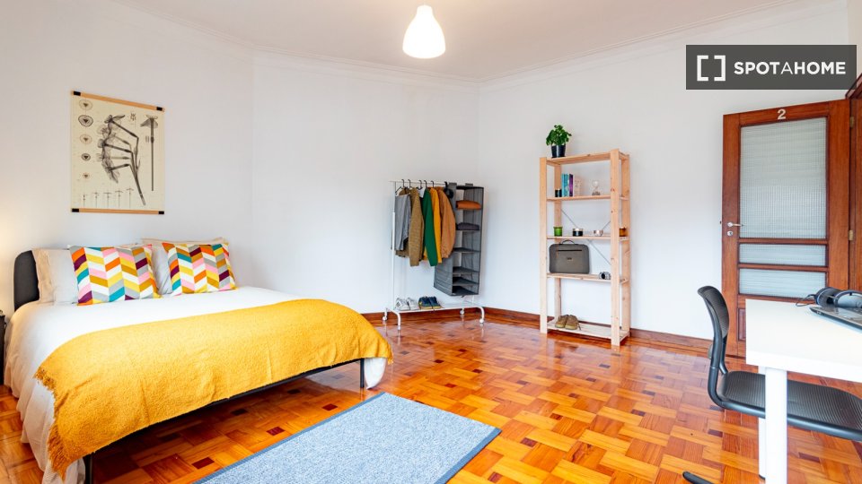 Double room Porto, 4 beds, 160m² — photo 14