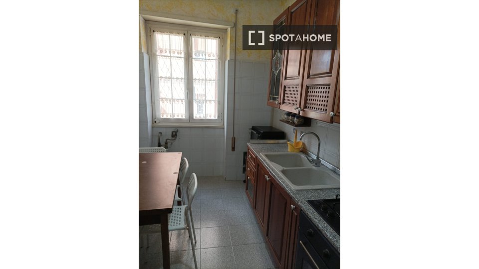 Double room Rome, 4 beds, 105m² — photo 4