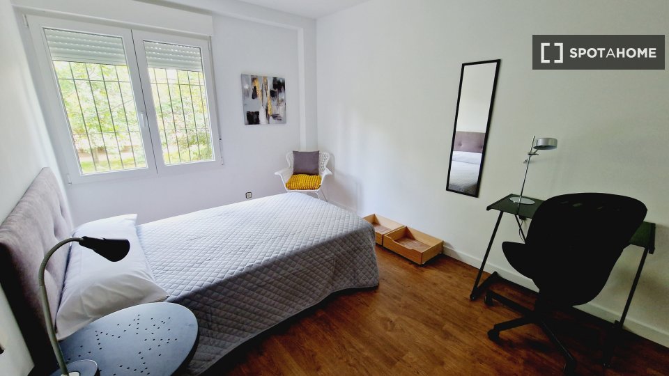 Double room Madrid, 8 beds — photo 12