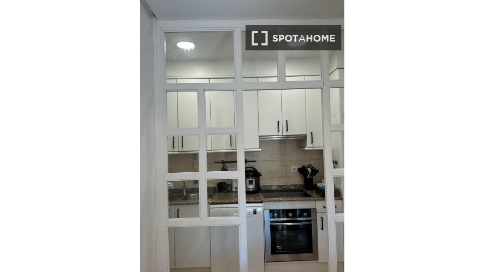 Estudio en alquiler en Cuatro Caminos, Madrid