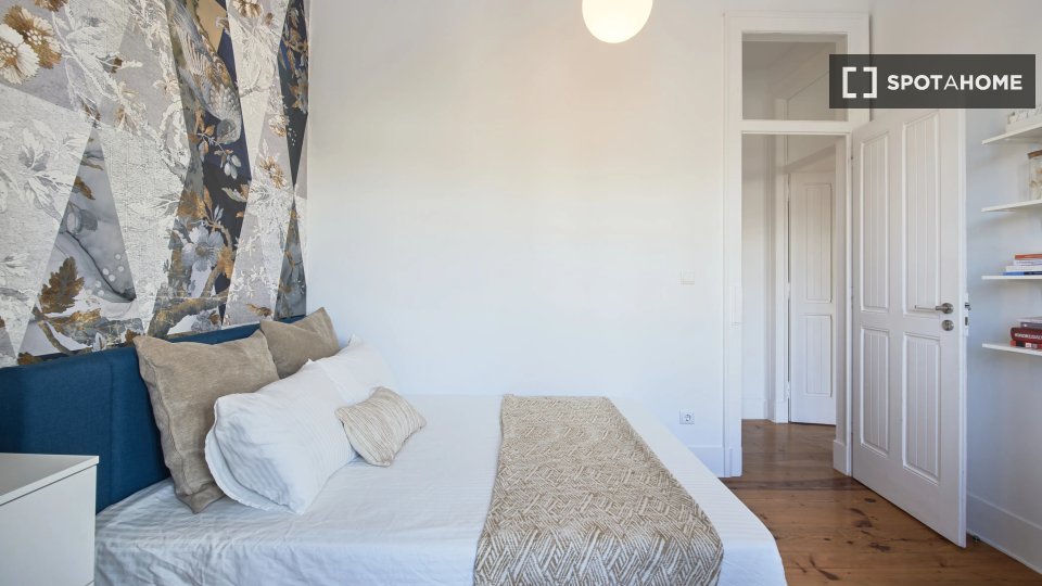 Double room Lisbon, 7 beds — photo 14