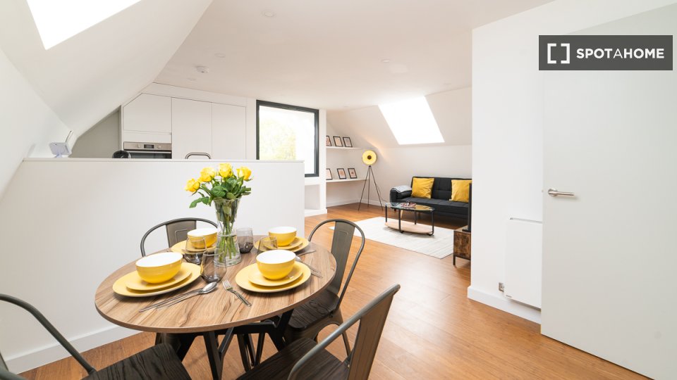 Apartment London, 2 beds — photo 7