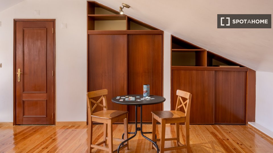 Apartment Lisbon, 3 beds — photo 16