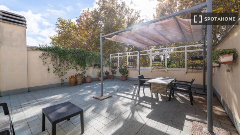 Apartment Rome, 3 beds, 100m² — photo 3