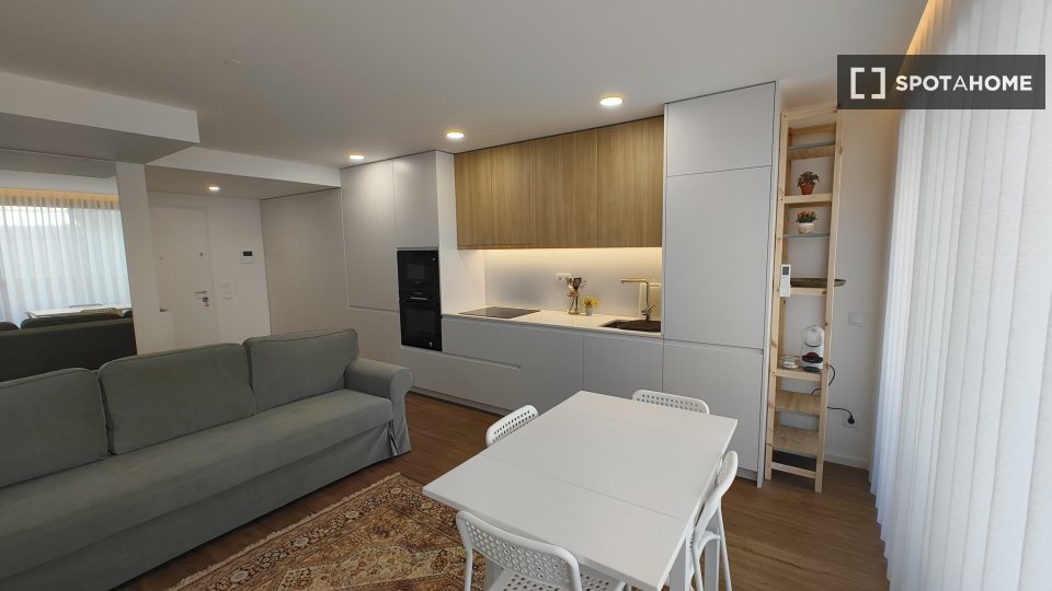 Apartment mono Porto, 70m² — photo 2