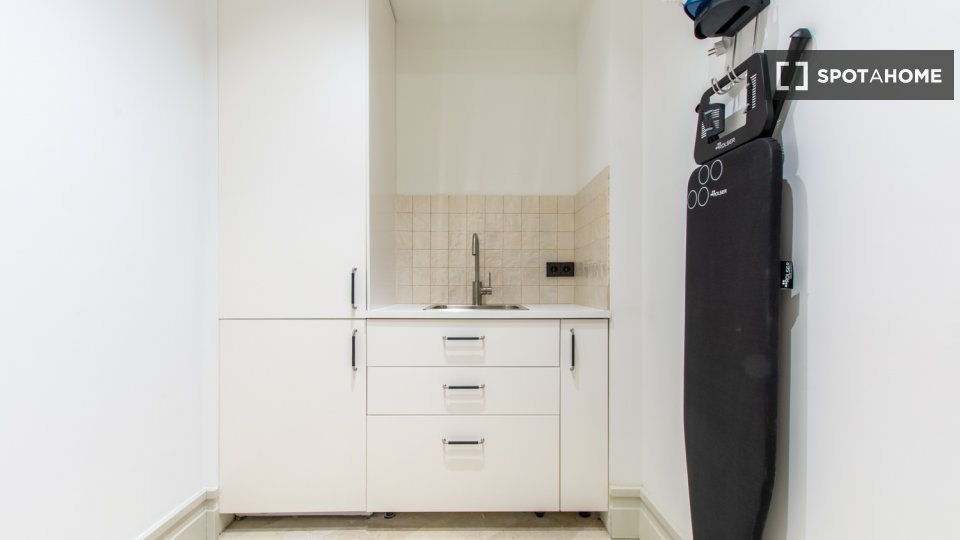 Apartment Madrid, 2 beds, 147m² — photo 8