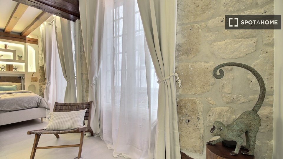 Apartment Paris, 1 bed, 30m² — photo 2