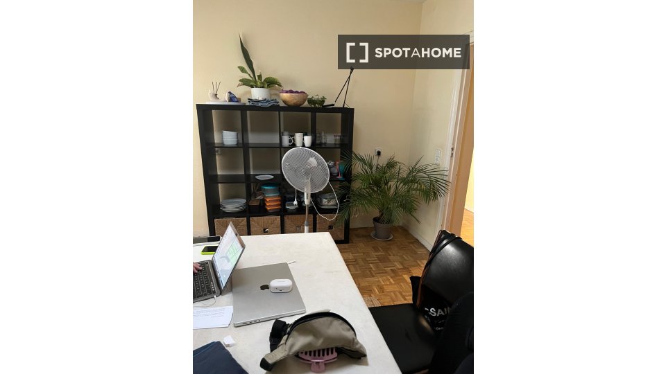Double room Madrid, 4 beds, 150m² — photo 11