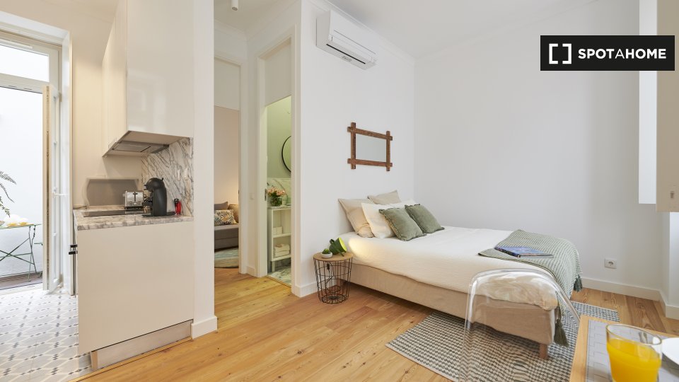 Apartment Lisbon, 1 bed, 70m² — photo 7