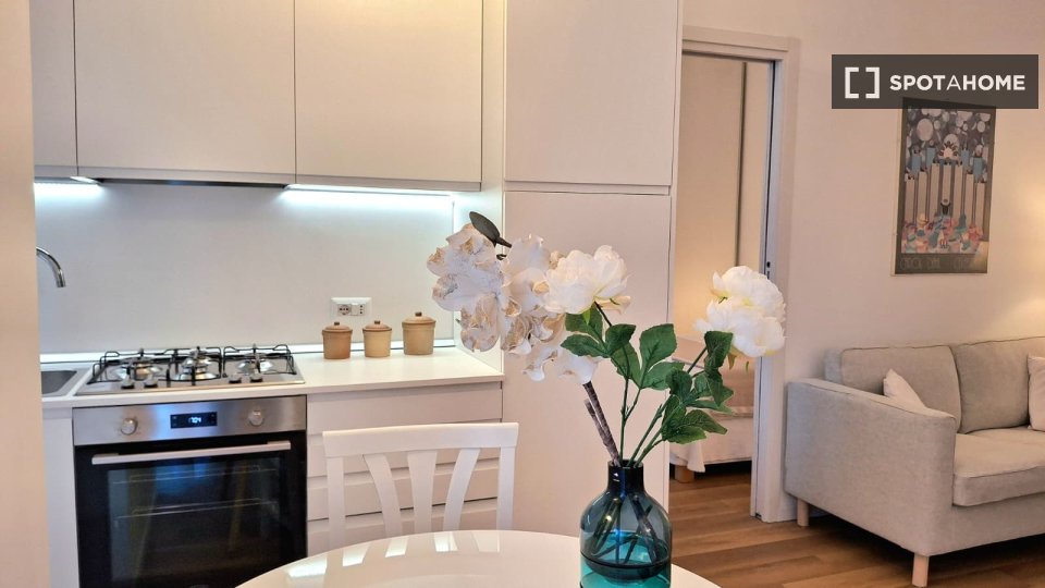 Apartment Milan, 1 bed — photo 9