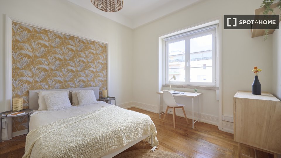 Double room Lisbon, 6 beds — photo 9