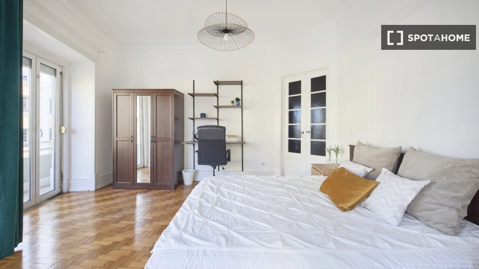 Double room Lisbon, 9 beds — photo 3
