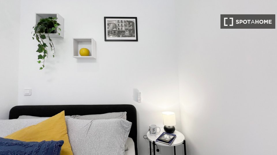 Double room Madrid, 5 beds — photo 13