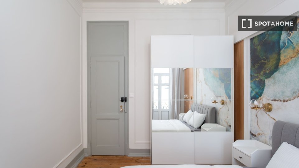 Double room Lisbon, 6 beds — photo 1