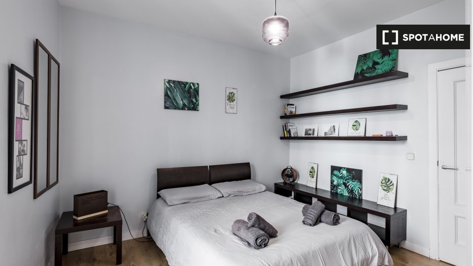 Apartment Madrid, 2 beds, 90m² — photo 2